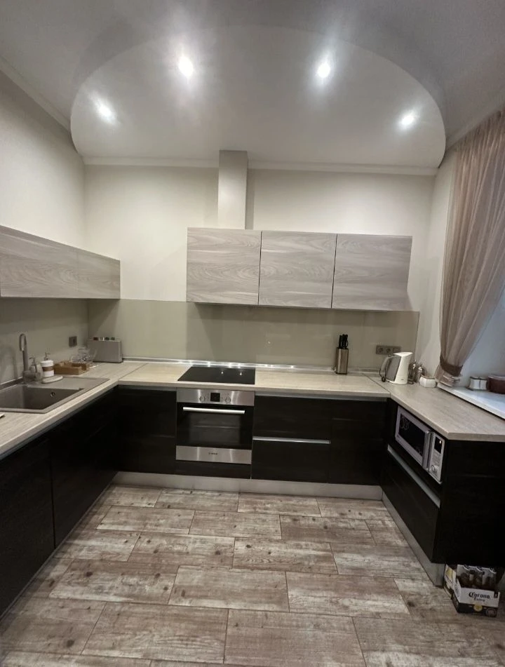 Продам квартиру в центре, госпром