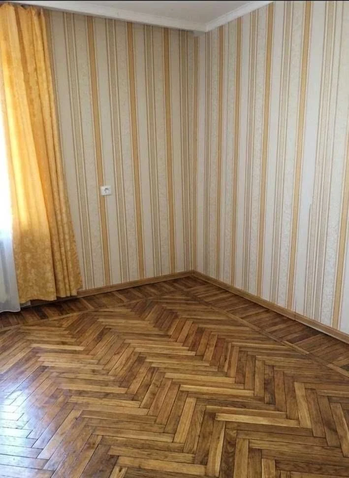 Продам гостинку метро Холодна Гора