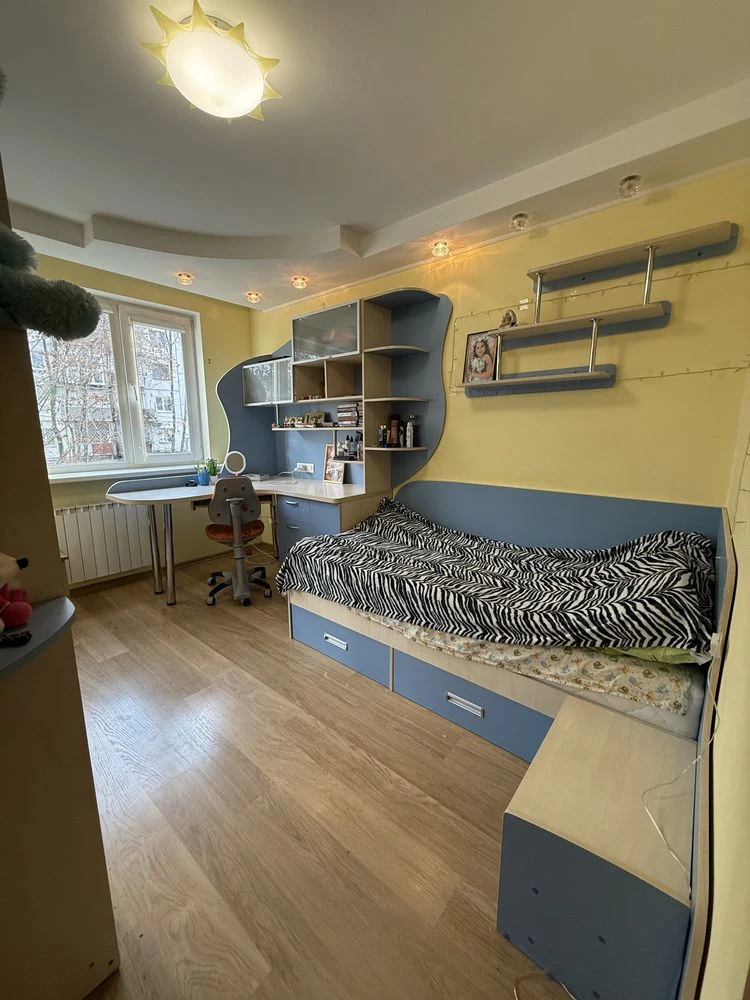 Продажа 4-комнатной квартиры ул. Деревянка/23 Августа