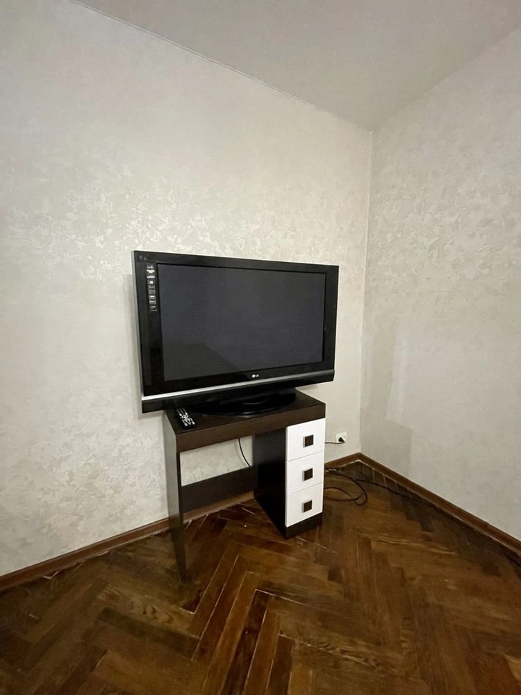 Продам 2-к кв, Нагірний район, м. Ярослава Мудрого, єВідновл