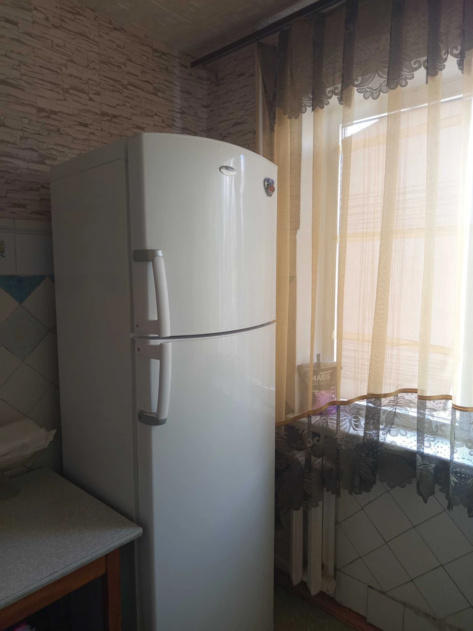 Продам 2 к. квартиру Каденюка Танкопия метро Дворец Спорта Н