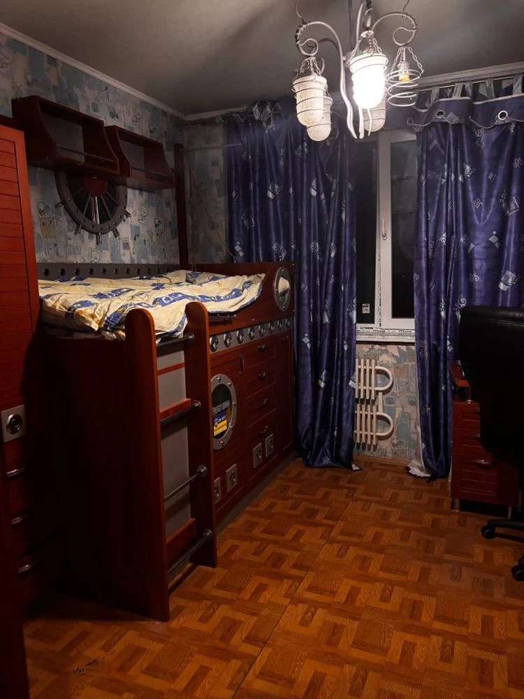 Продам 3 к квартиру МЖК Интернационалист Кричевского, 39