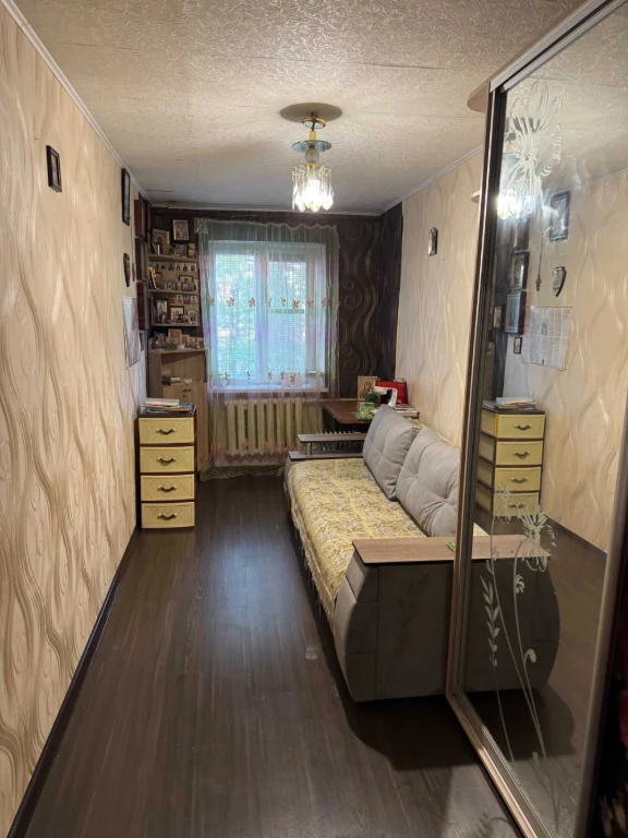 Продам 3-х квартиру район ХТЗ, ул. 12 Апреля