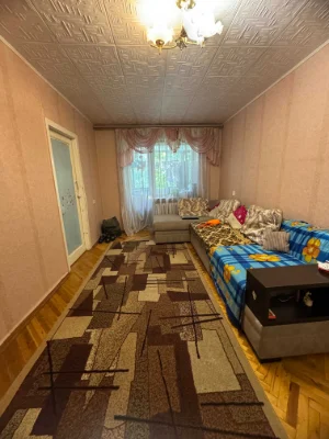 Продам 3-х квартиру район ХТЗ, ул. 12 Апреля