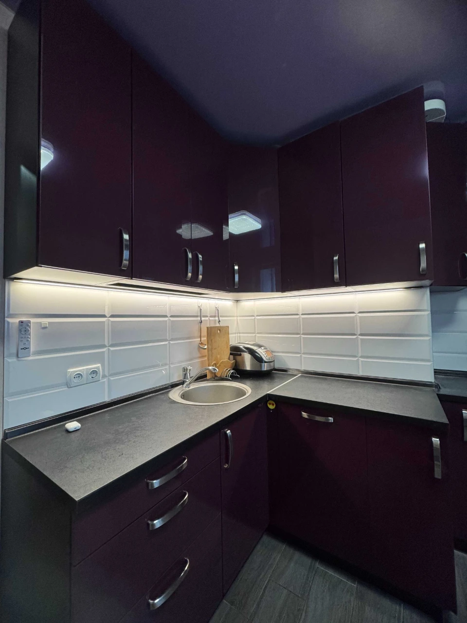 Продам 2-х квартиру с ремонтом ЖК Мира-1, метро ХТЗ,  Масель