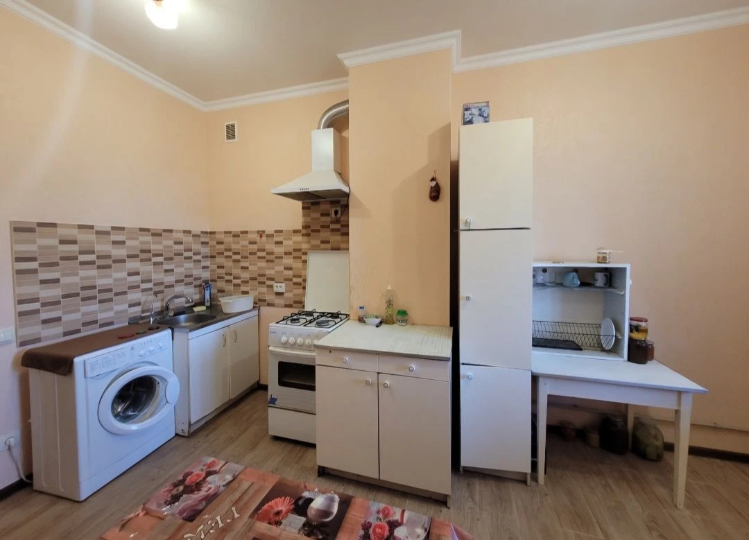 Продам реальную 2-к квартиру Бекетова10, метро ХТЗ, Сталинка