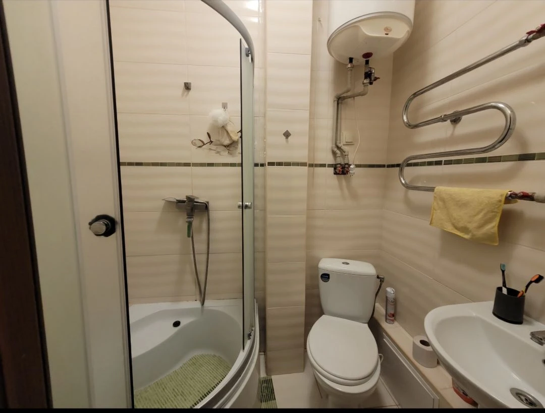 Продам реальную 2-к квартиру Бекетова10, метро ХТЗ, Сталинка