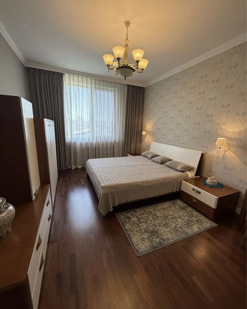 Лучшее предложение по ЖК! Продам 2 к. квартиру 75м2 ЖК Белый