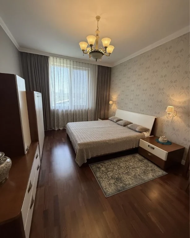 Лучшее предложение по ЖК! Продам 2 к. квартиру 75м2 ЖК Белый
