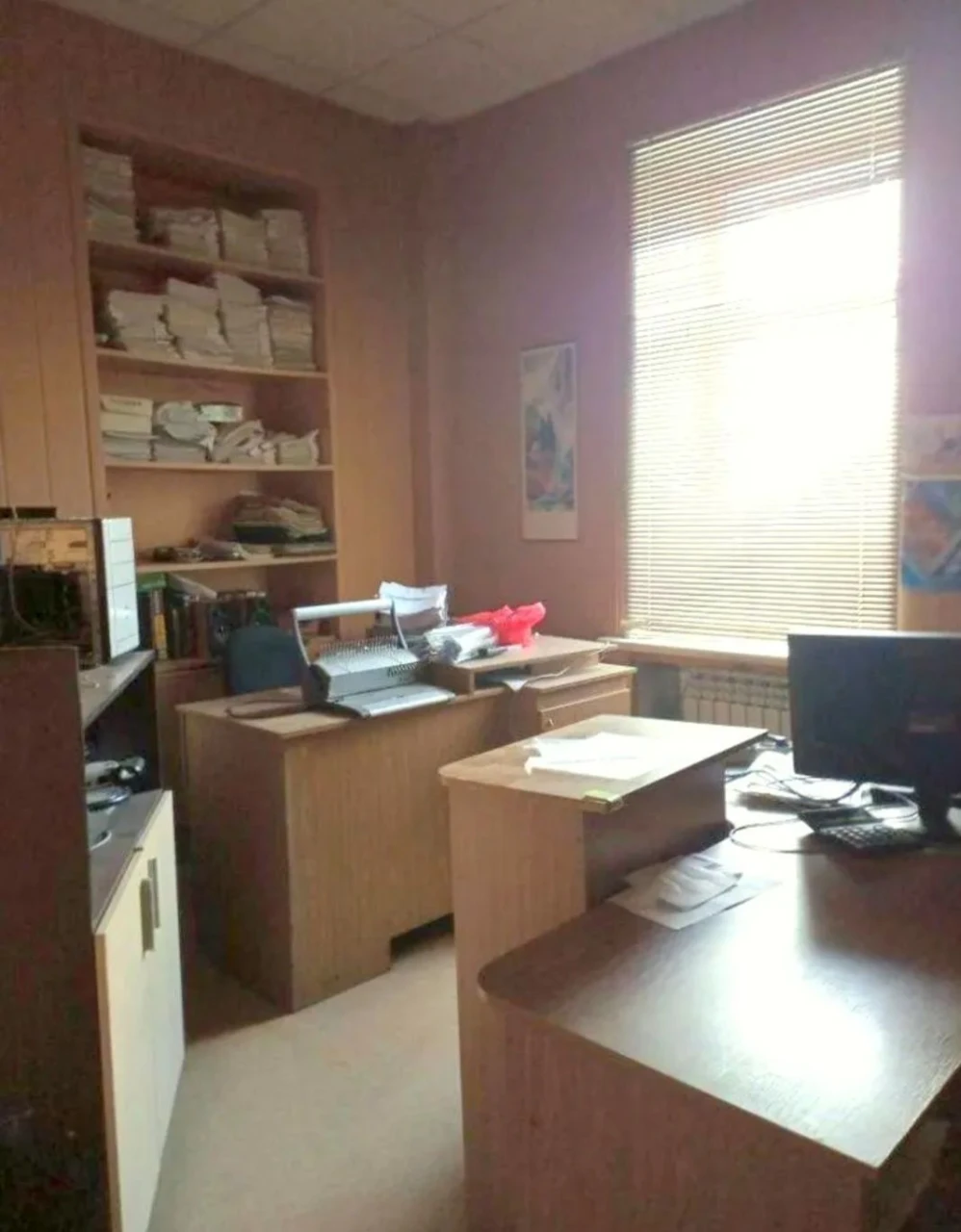 Продам 4 кімнатну квартиру в центрі с бомбосховищем