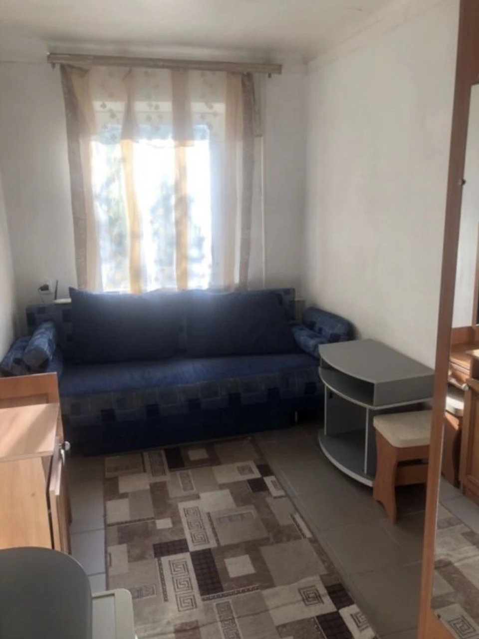 Продам гостинку метро Ботический Сад..