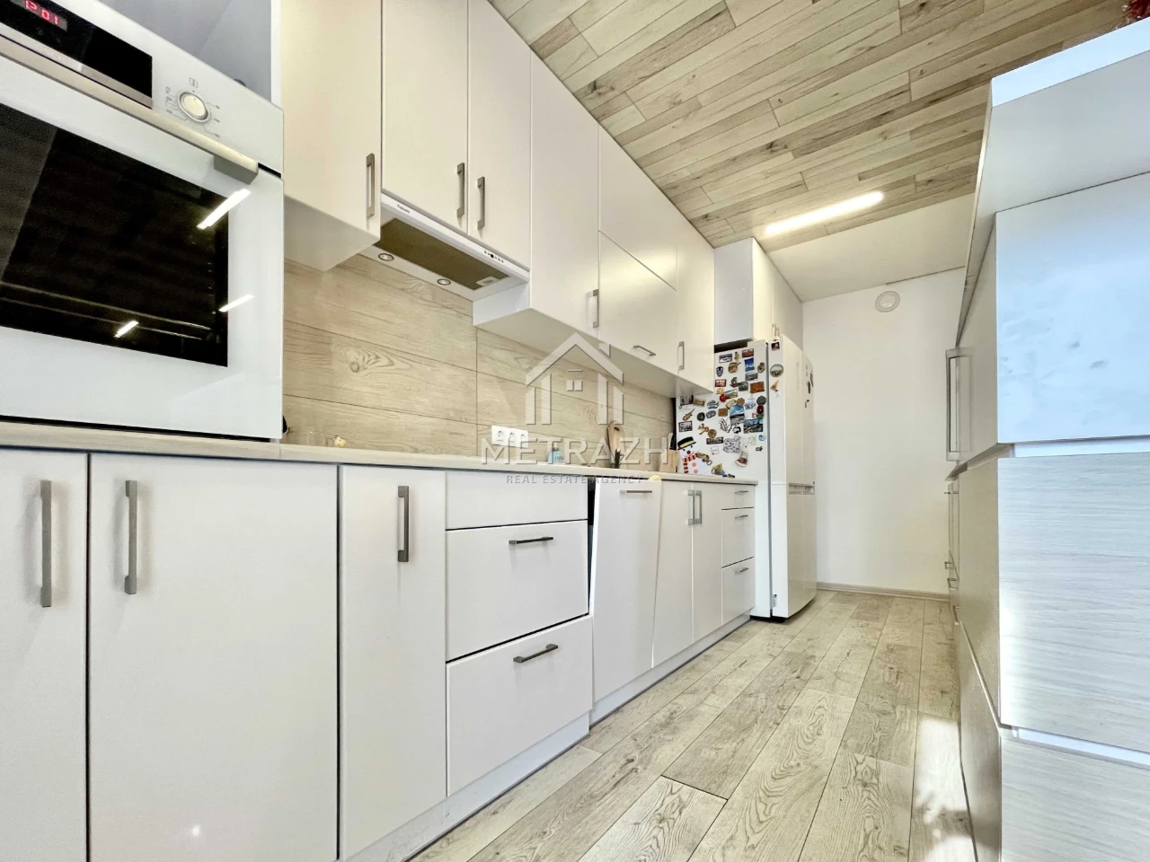 Продам 3 к. квартиру 180 м2 двухуровневая ЖК Квартет Юбилейн