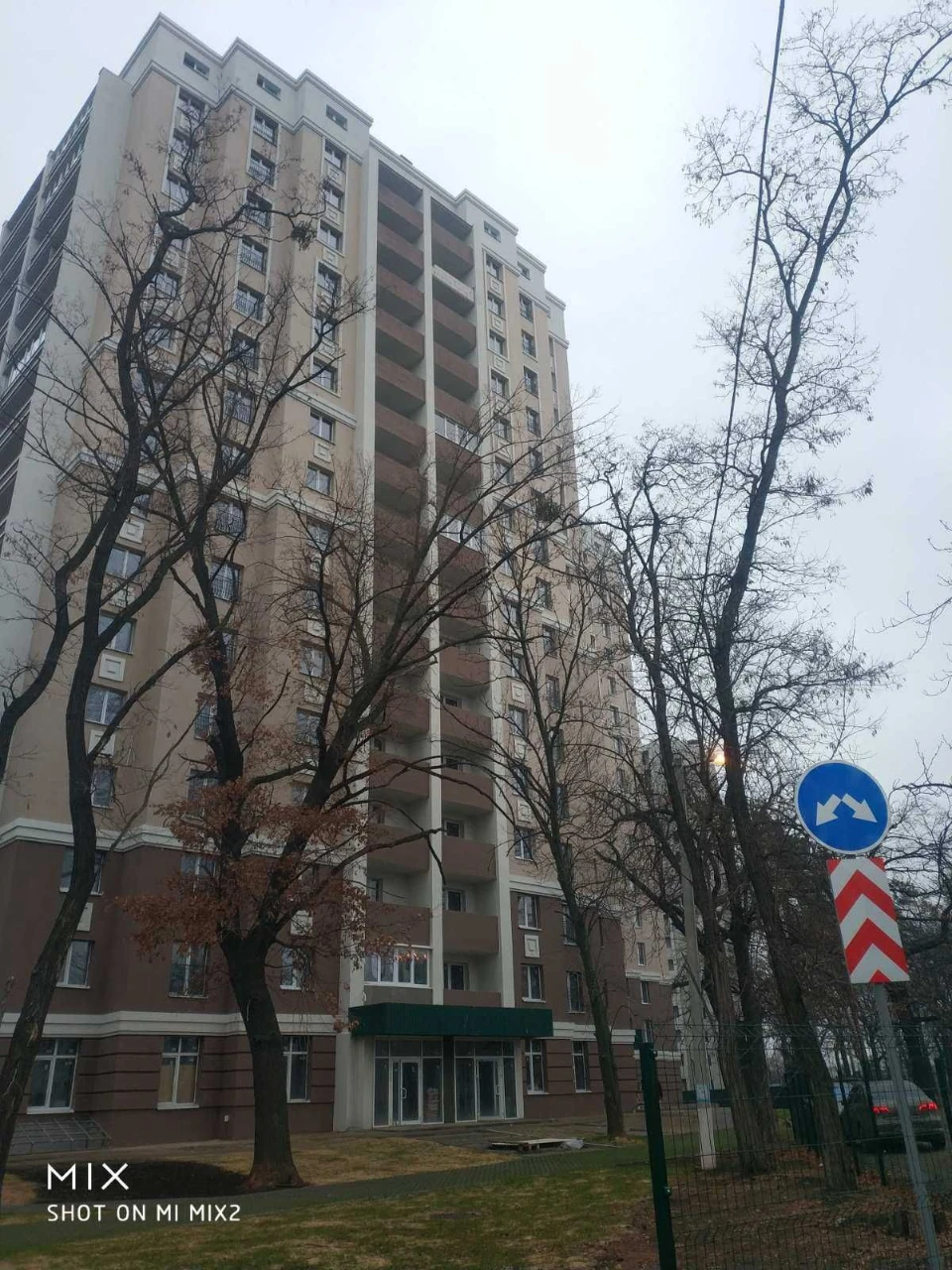 ЖК ЛУЧ продам 1-комн квартиру 49м2 в сданном доме  MV