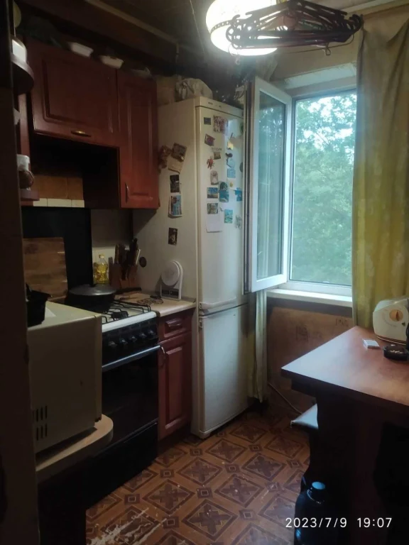 H S2    Продам  2 ком. квартиру метро Индустриальная