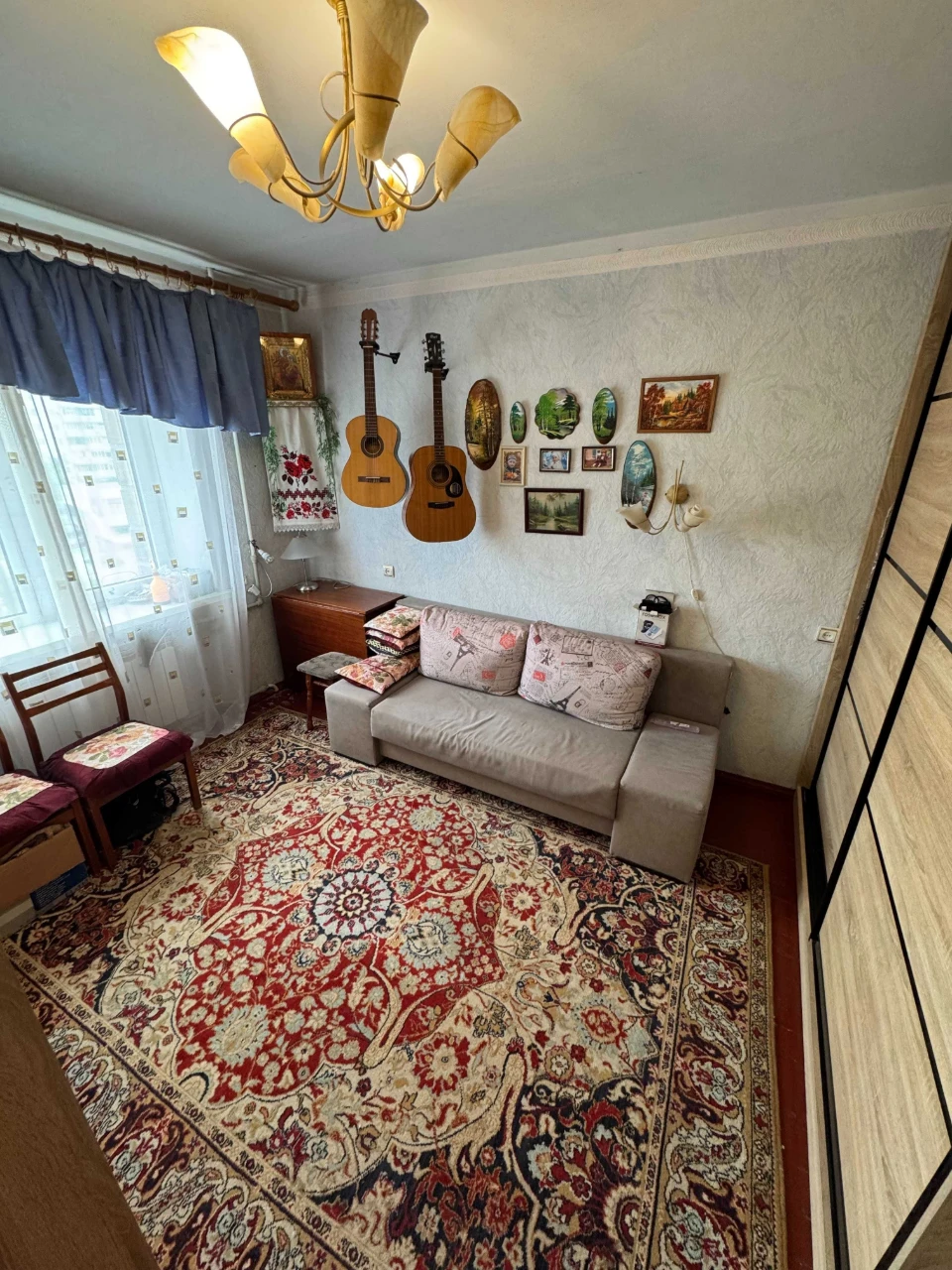 Продам 2- х квартиру  Залютино, ул. Золочевская