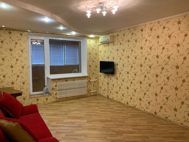 Продам 2 к. кв. в новострое Героев Харькова, возле метро
287