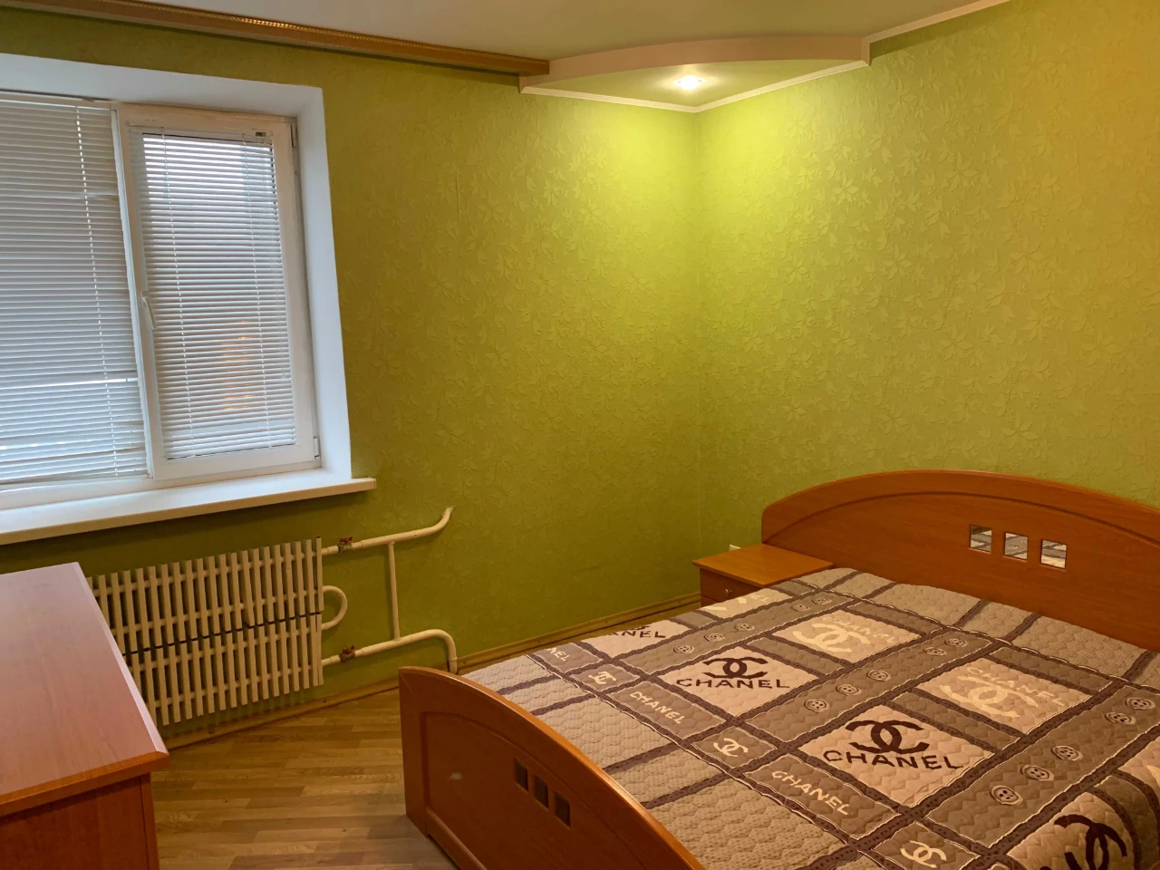 Продам 2 к. кв. в новострое Героев Харькова, возле метро
287