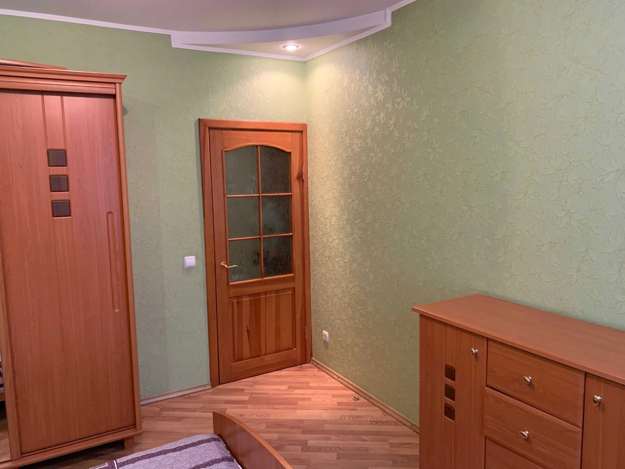Продам 2 к. кв. в новострое Героев Харькова, возле метро
287