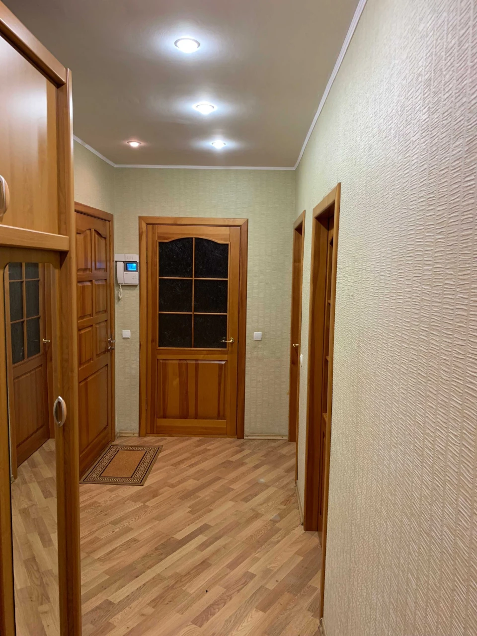 Продам 2 к. кв. в новострое Героев Харькова, возле метро
287