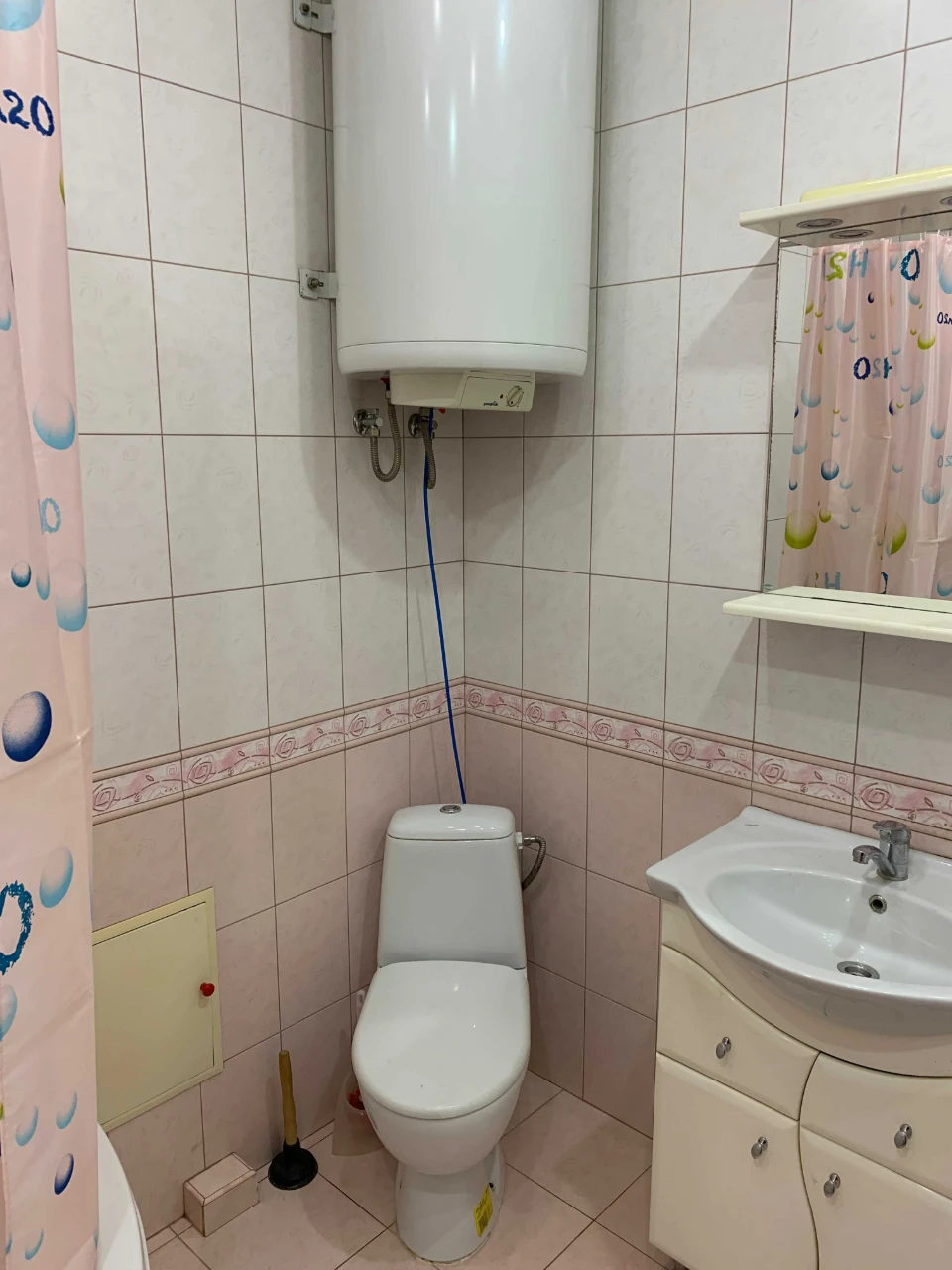 Продам 2 к. кв. в новострое Героев Харькова, возле метро
287
