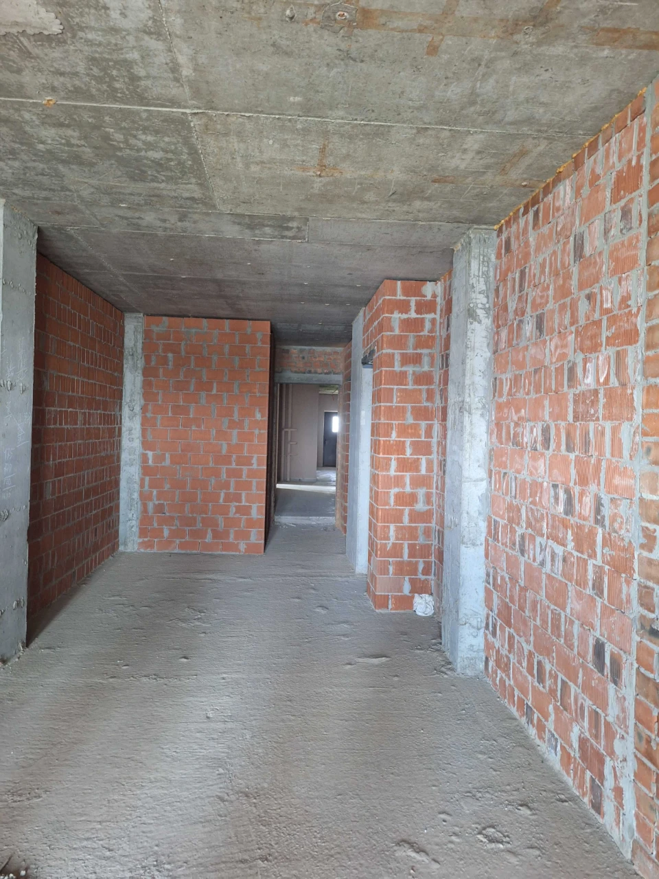 LS8 В продажу ЖК Континенталь 47м2
