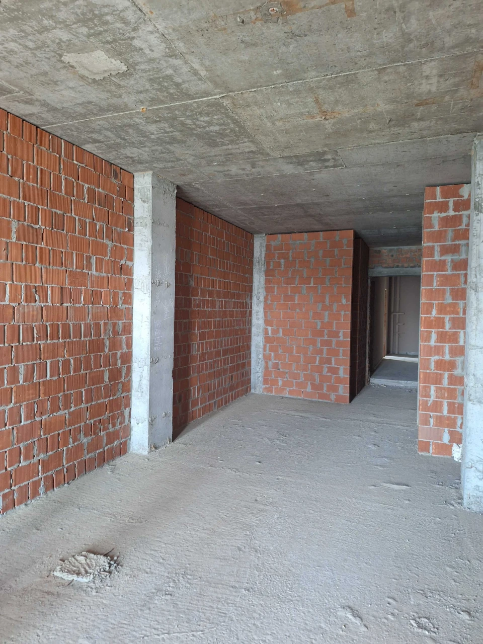 LS8 В продажу ЖК Континенталь 47м2