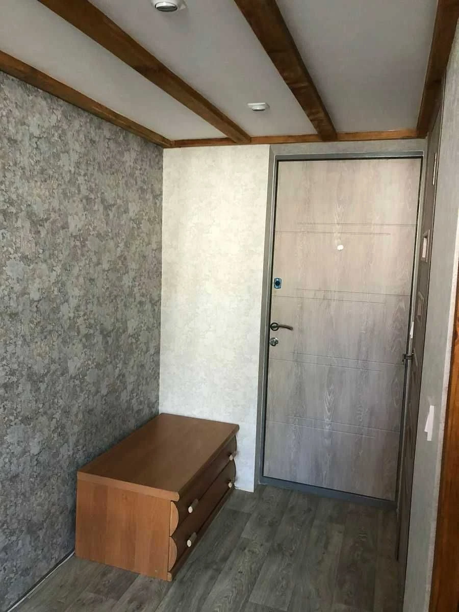 Продам 1к.кв-студию на ЮЖД