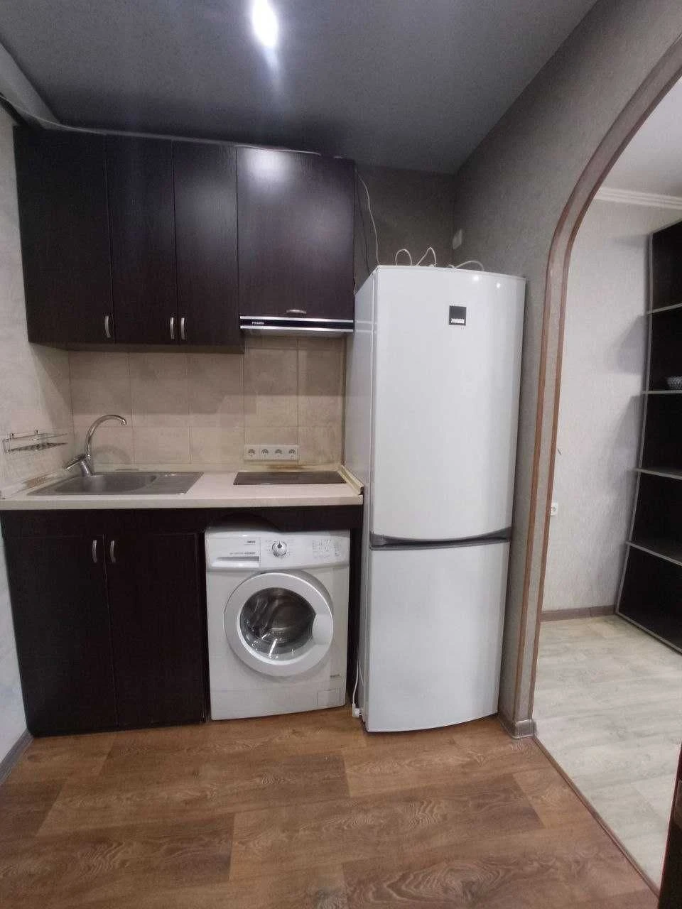 Продам гостинку повний фарш Салтовка вулиця Владислава Зубен
