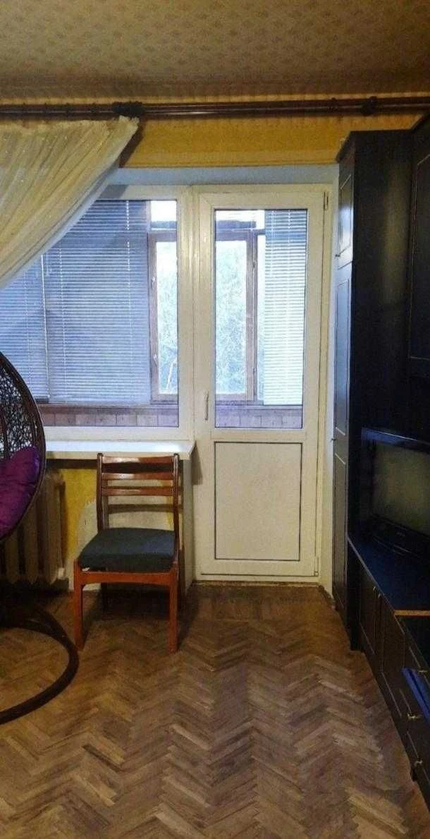 У продажу однокімнтна квартира, р-н "Вечірні Зорі"