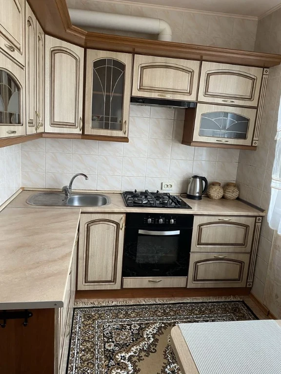 Продам квартиру на Героев Труда 10 (Собственник)