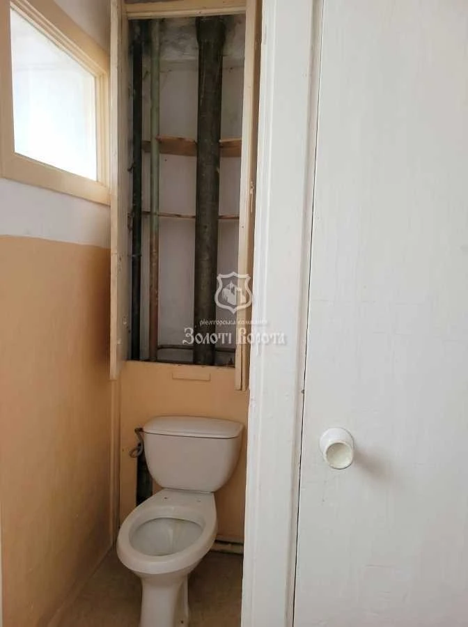 2-room apartment 47 m² for sale, Amvrosiya Buchmy str., 7