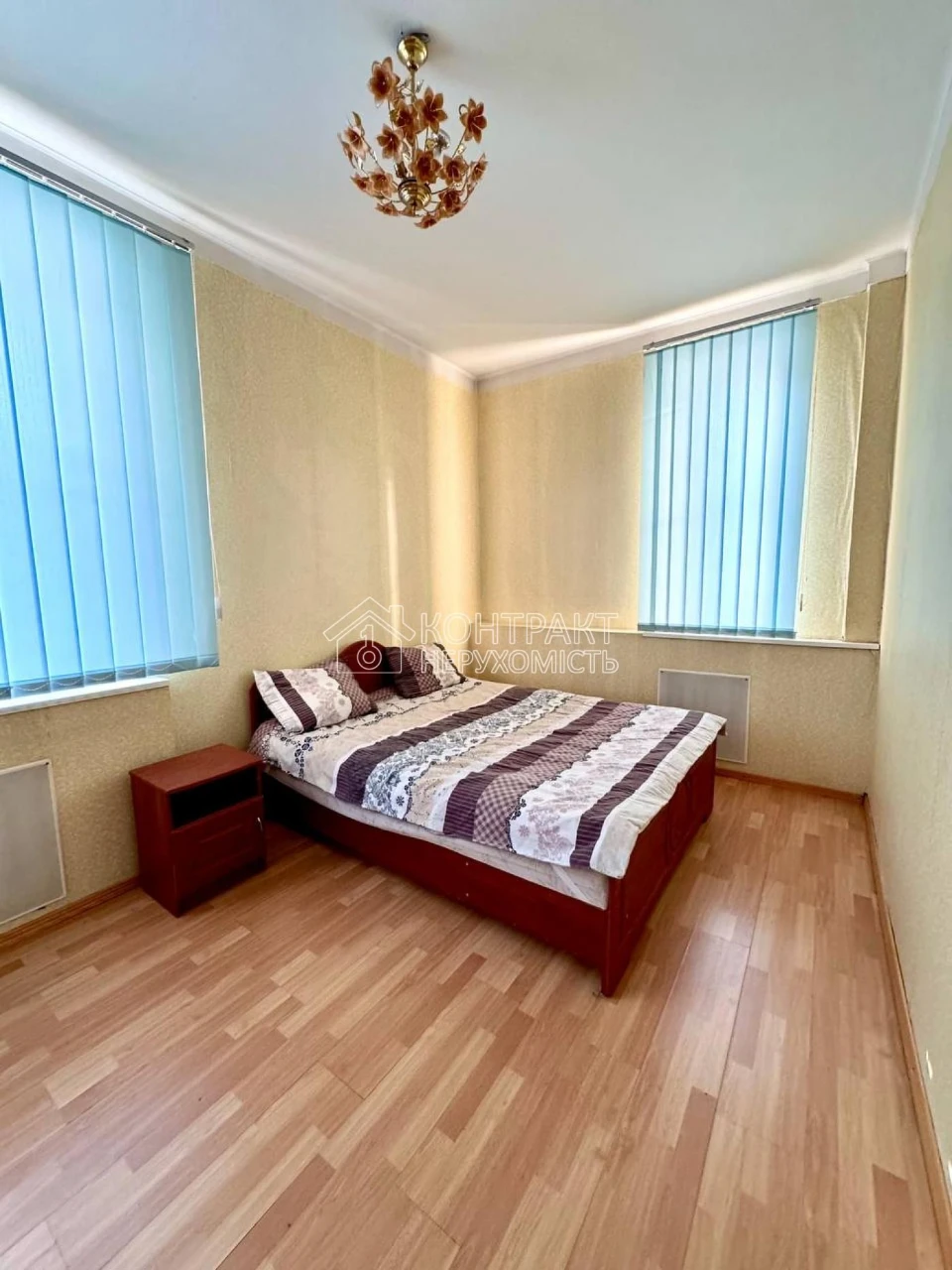 Продам 3 к.кв., СЕРТИФИКАТ,Центр, м. Яр. Мудрого, ул.Лермонт