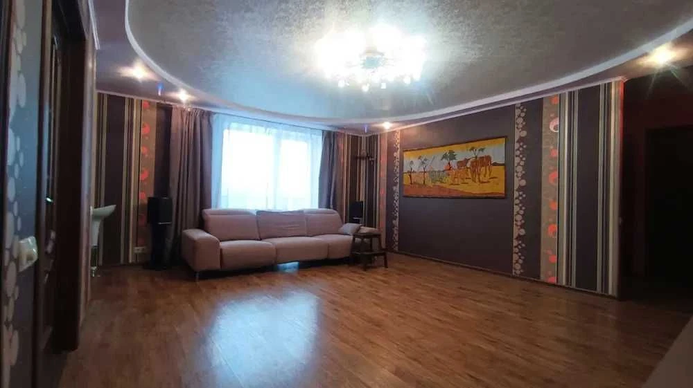 Продам 3-к. кв. П'ятихатки Харків, власник