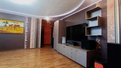 Продам 3-к. кв. П'ятихатки Харків, власник