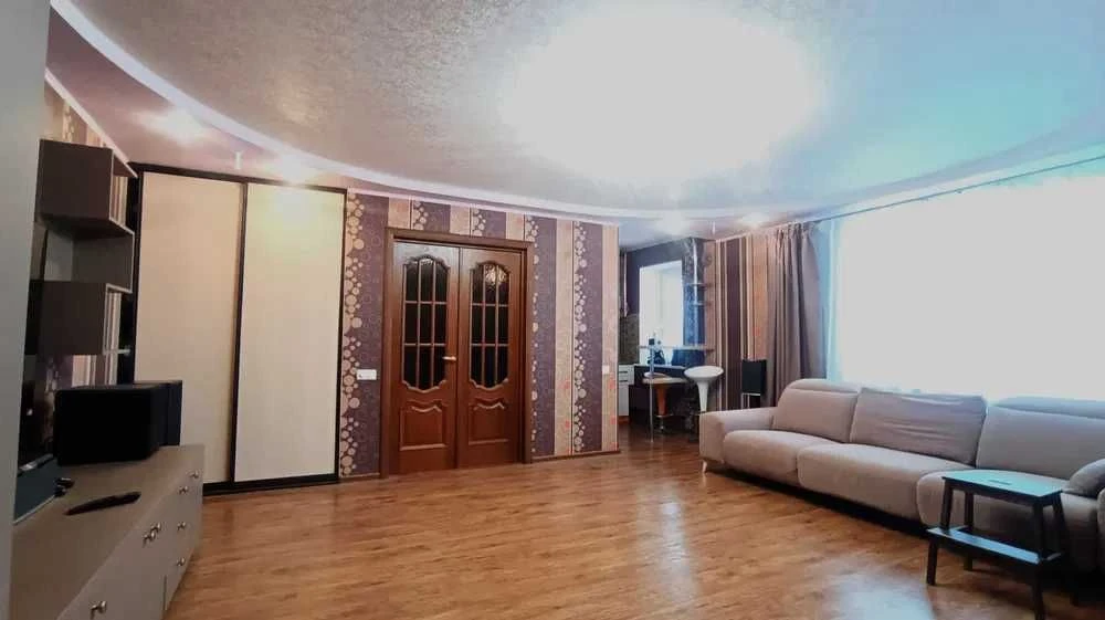 Продам 3-к. кв. П'ятихатки Харків, власник