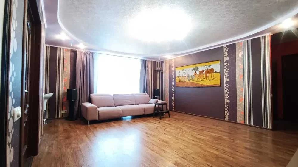 Продам 3-к. кв. П'ятихатки Харків, власник