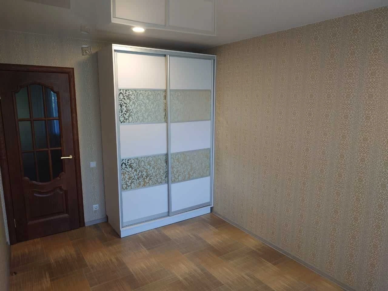 Продам 3-к. кв. П'ятихатки Харків, власник