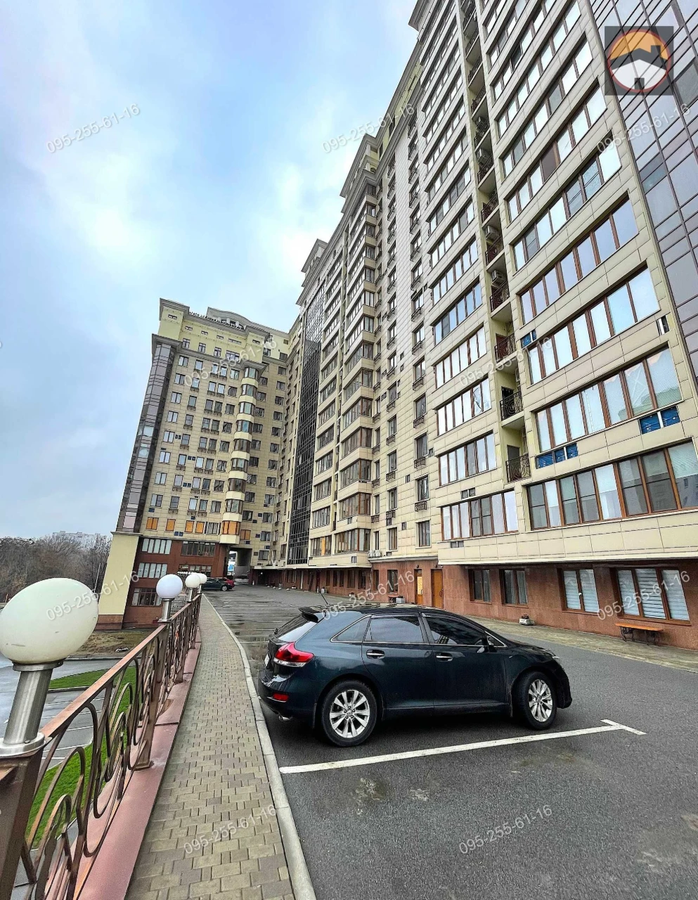Продам  3к квартиру ЖК Будинок в Сокольниках