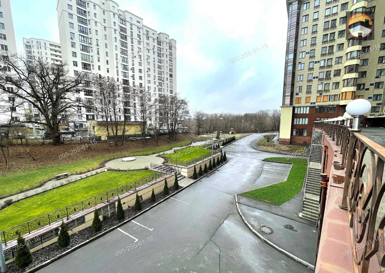 Продам  3к квартиру ЖК Будинок в Сокольниках