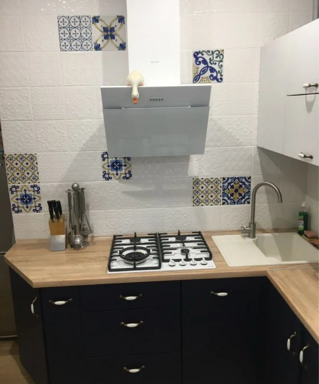 Продам 3х квартиру метро Университет Центр