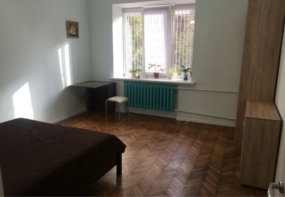 Продам 3х квартиру метро Университет Центр
