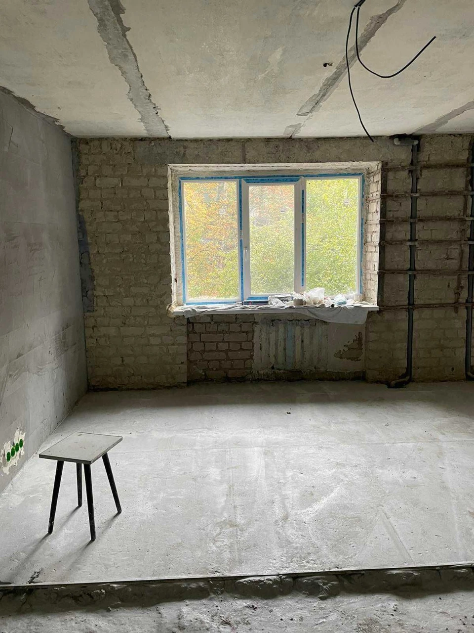 3 ккв. в строительном состоянии, Павлово Поле (404971)