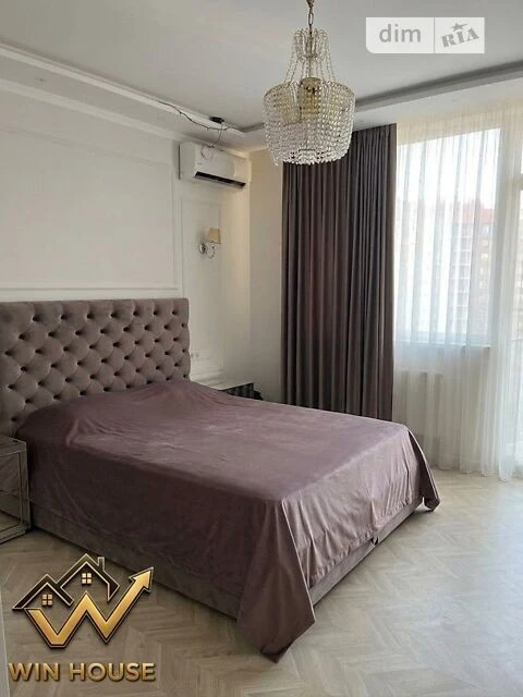Sale of 1-room apartment 48.3 sq. m. on Stepana Rudnytskoho St. 3/