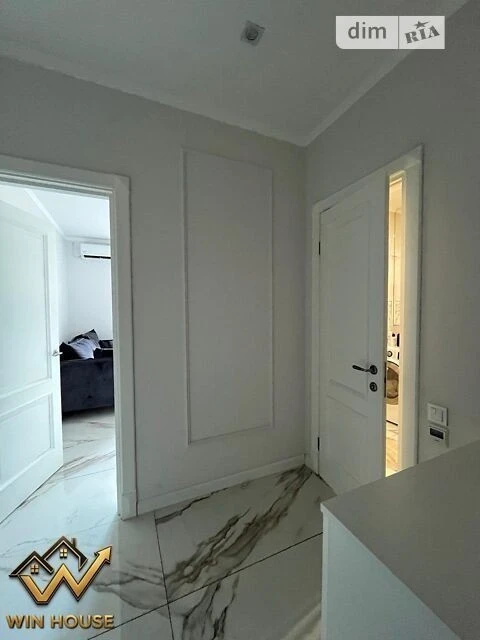 Sale of 1-room apartment 48.3 sq. m. on Stepana Rudnytskoho St. 3/
