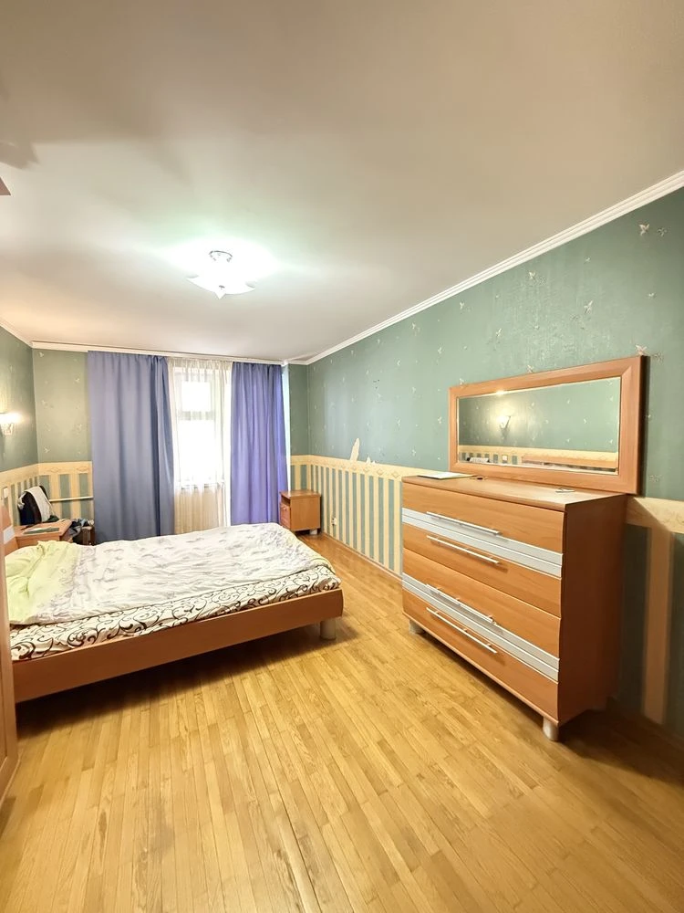 Продам 3.к квартиру, ул. Барабашово, 30, Академика Павлова