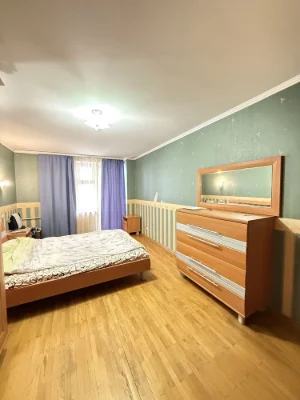 Продам 3.к квартиру, ул. Барабашово, 30, Академика Павлова