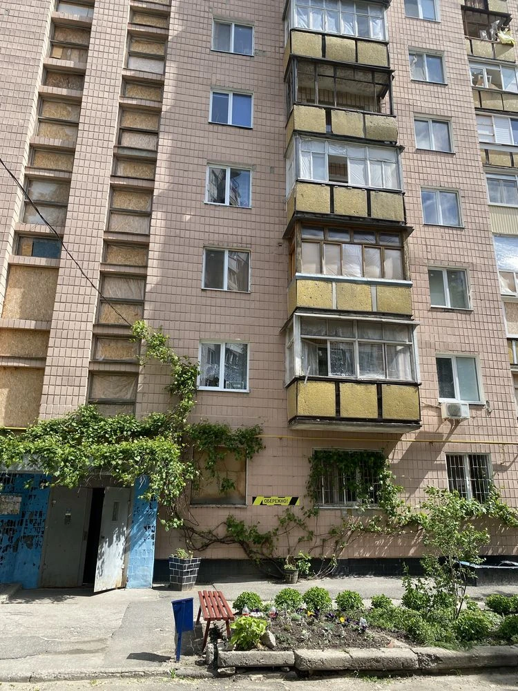 Продам 2- ком кв 48,5 м2, метро Алексеевское.