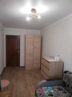 Продам квартиру на Жуковского(404190)