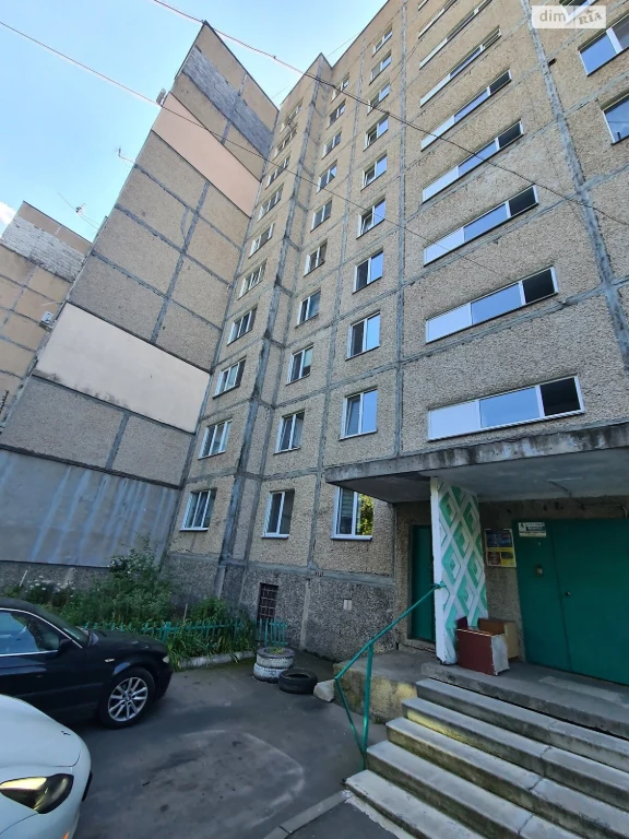 For sale Apartment Sverdlovsky massif