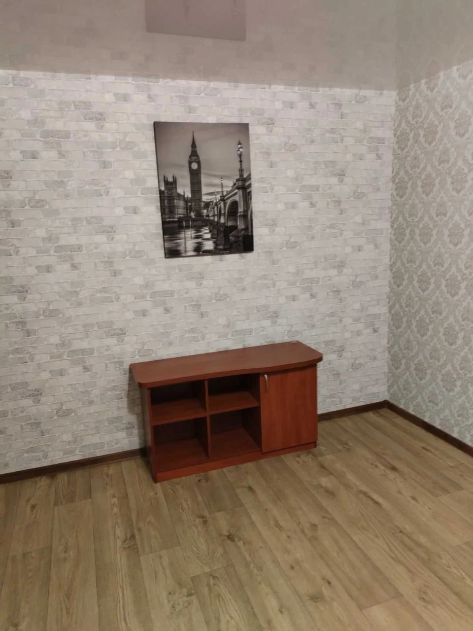 Продам квартиру на Жуковского(404190)
